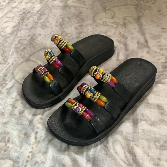 Kristen's Kloset Beaded Colorful Slip On Sandals Size 8 - Picture 3 of 7